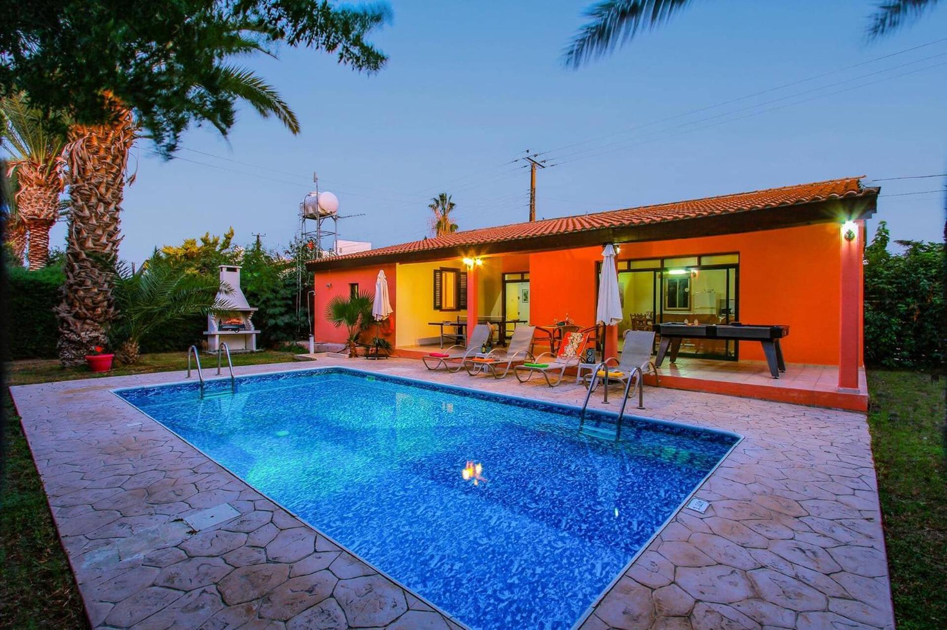 Villa Poppy By *